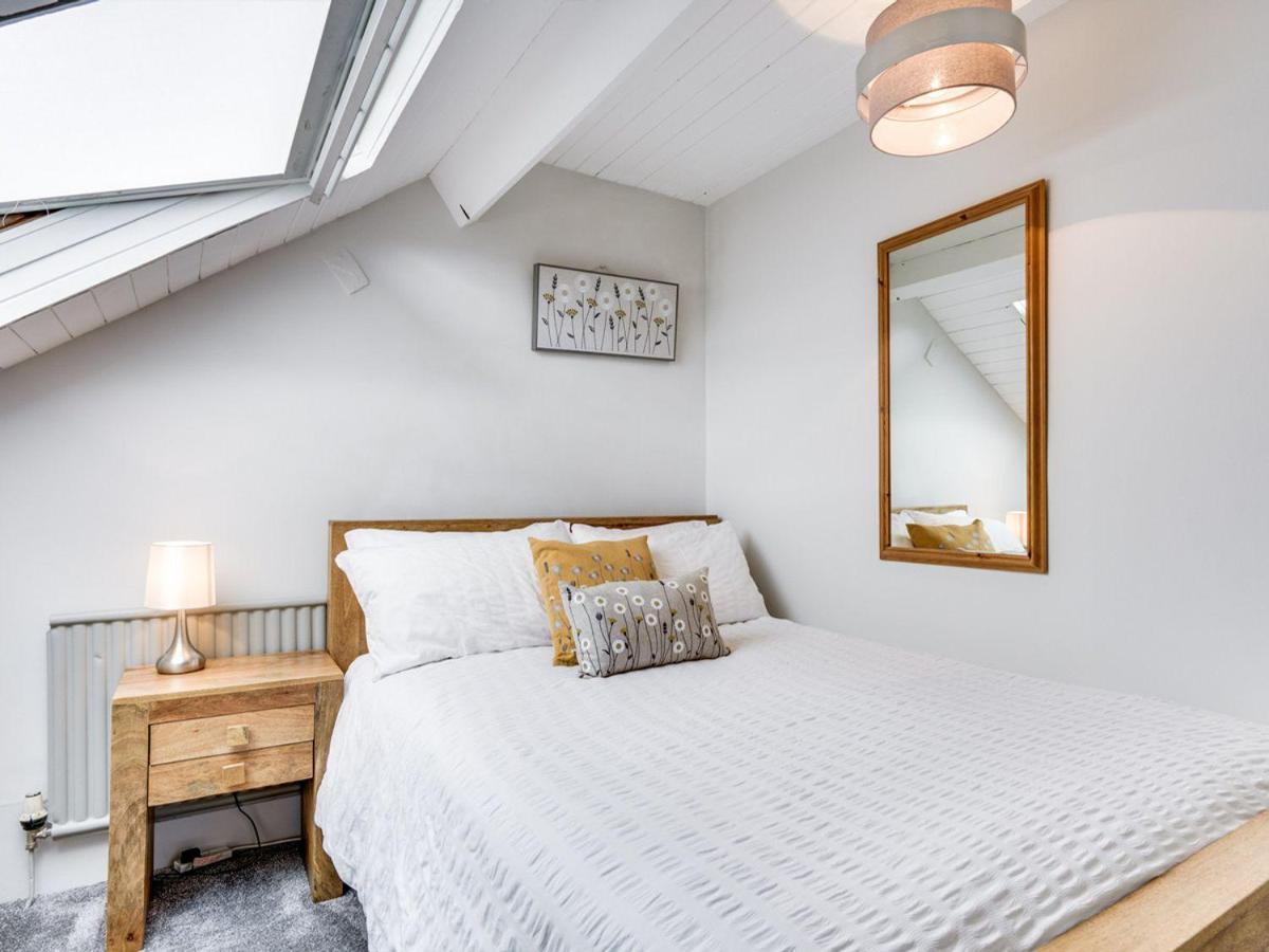 Gorgeous Cottage In Bowness Εξωτερικό φωτογραφία
