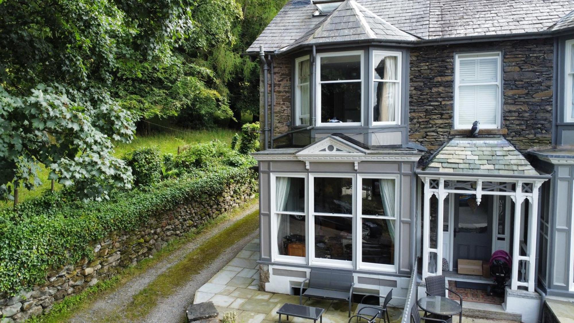 Gorgeous Cottage In Bowness Εξωτερικό φωτογραφία